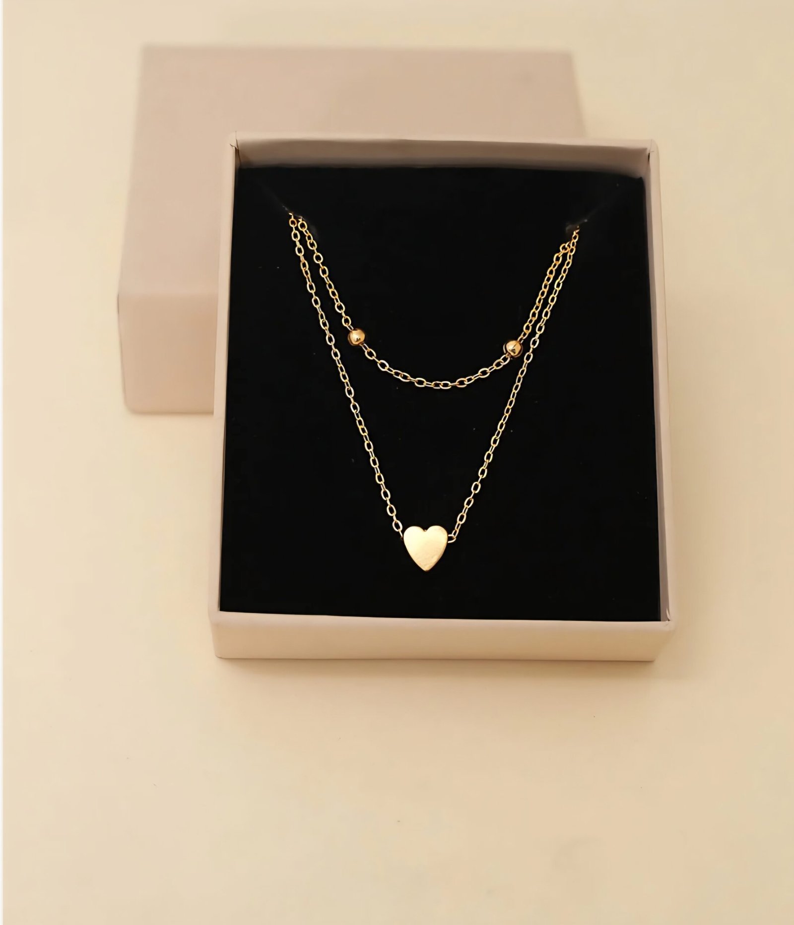 Minimal chain with Scarlett Necklace