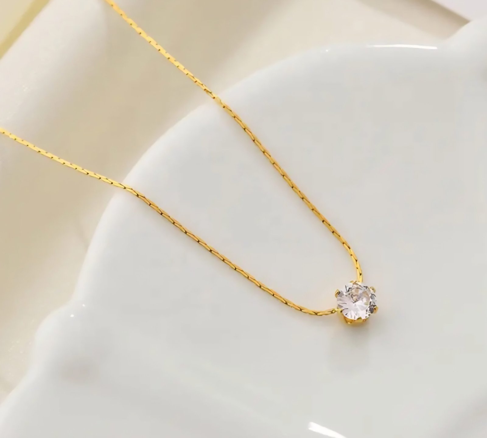 Minimal chain with Ella Necklace